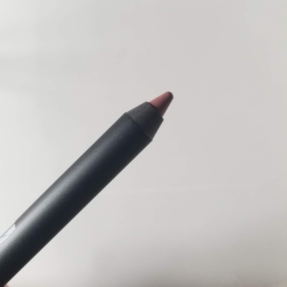 Moodstruck Precision lip liner